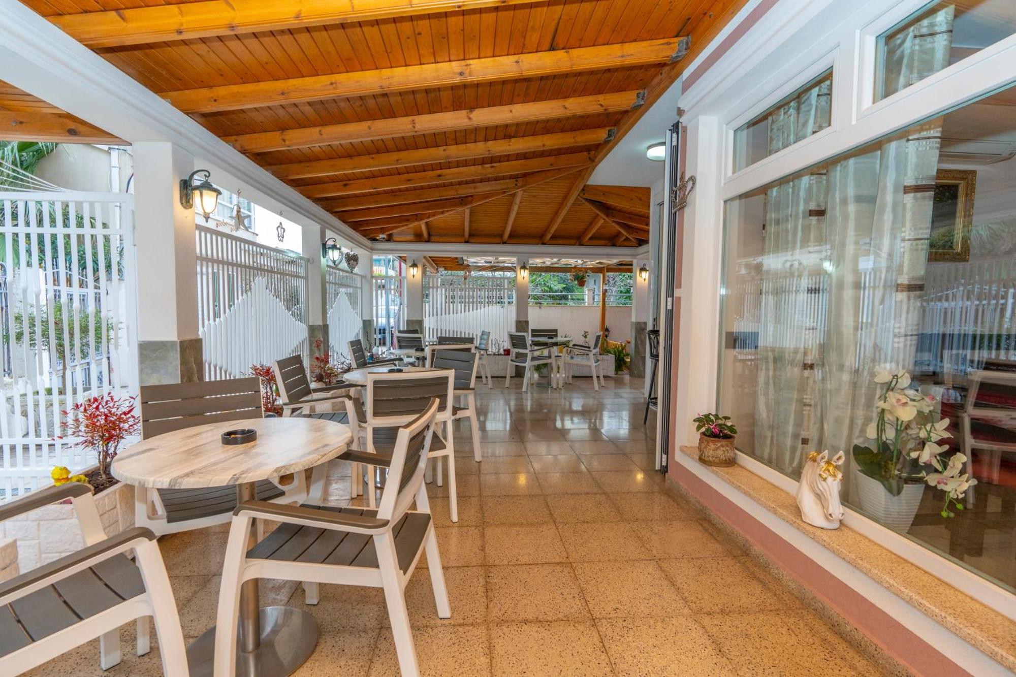 Hotel Albania Velipoje Ngoại thất bức ảnh